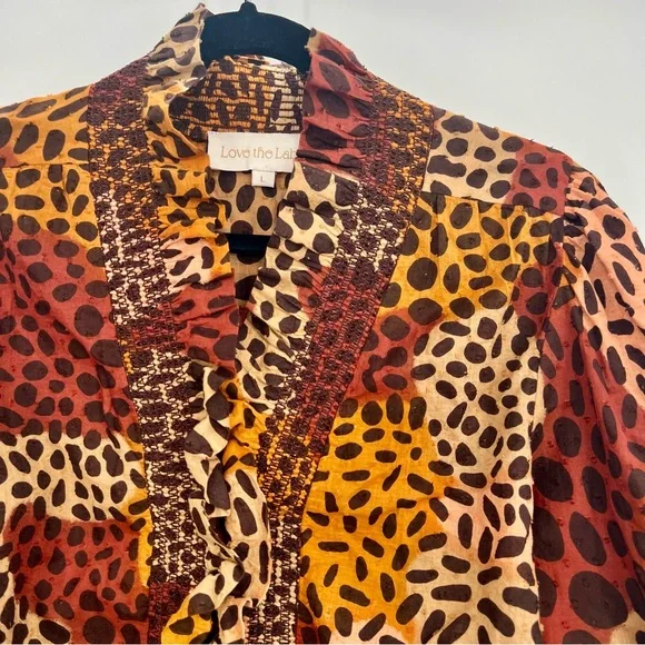 Love The Label Anthropologie Zuri Top Dotted Leopard Ruffle Button Shirt L - Picture 10 of 15